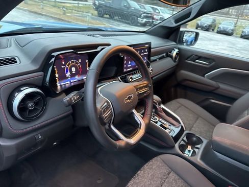 Used 2023 Chevrolet Colorado Z71 w/ Z71 Convenience Package 2 image 55