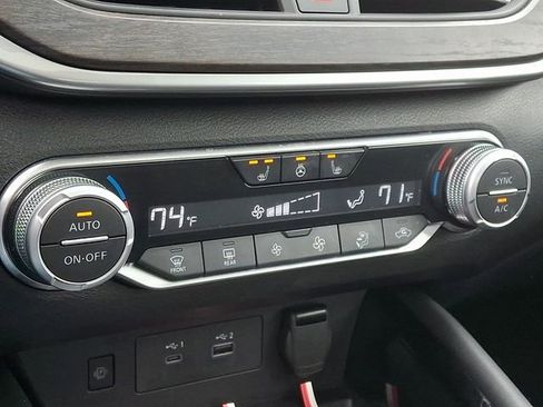Used 2023 Nissan Altima 2.5 SL AWD/4WD image 18