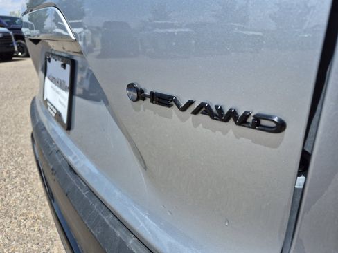 Used 2025 Toyota Corolla Cross AWD Hybrid image 21