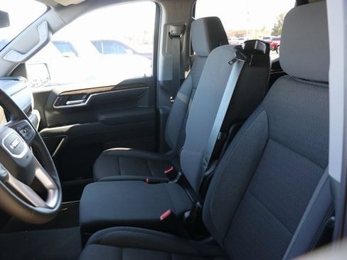 New 2026 GMC Sierra 1500 Elevation image 16