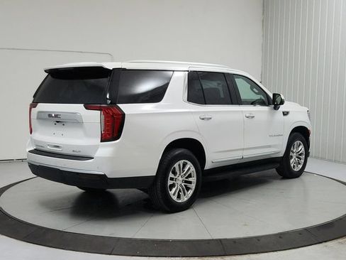 Used 2022 GMC Yukon SLT w/ SLT Luxury Package RWD image 7