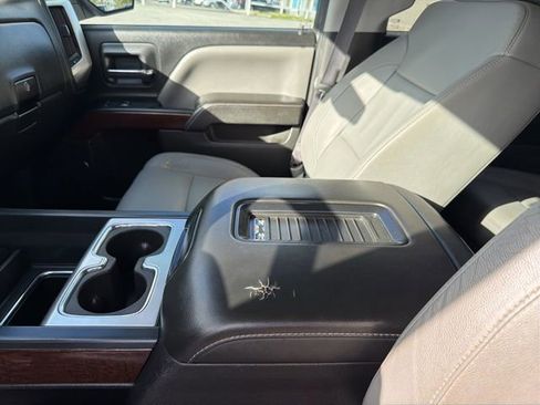 Used 2017 GMC Sierra 1500 SLT w/ Suspension Package, Off-Road image 17