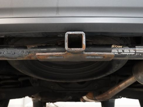 Used 2019 Toyota Highlander SE image 12