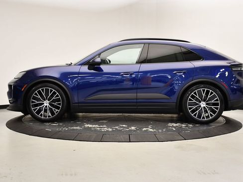 Certified 2025 Porsche Macan 4S Electric image 2