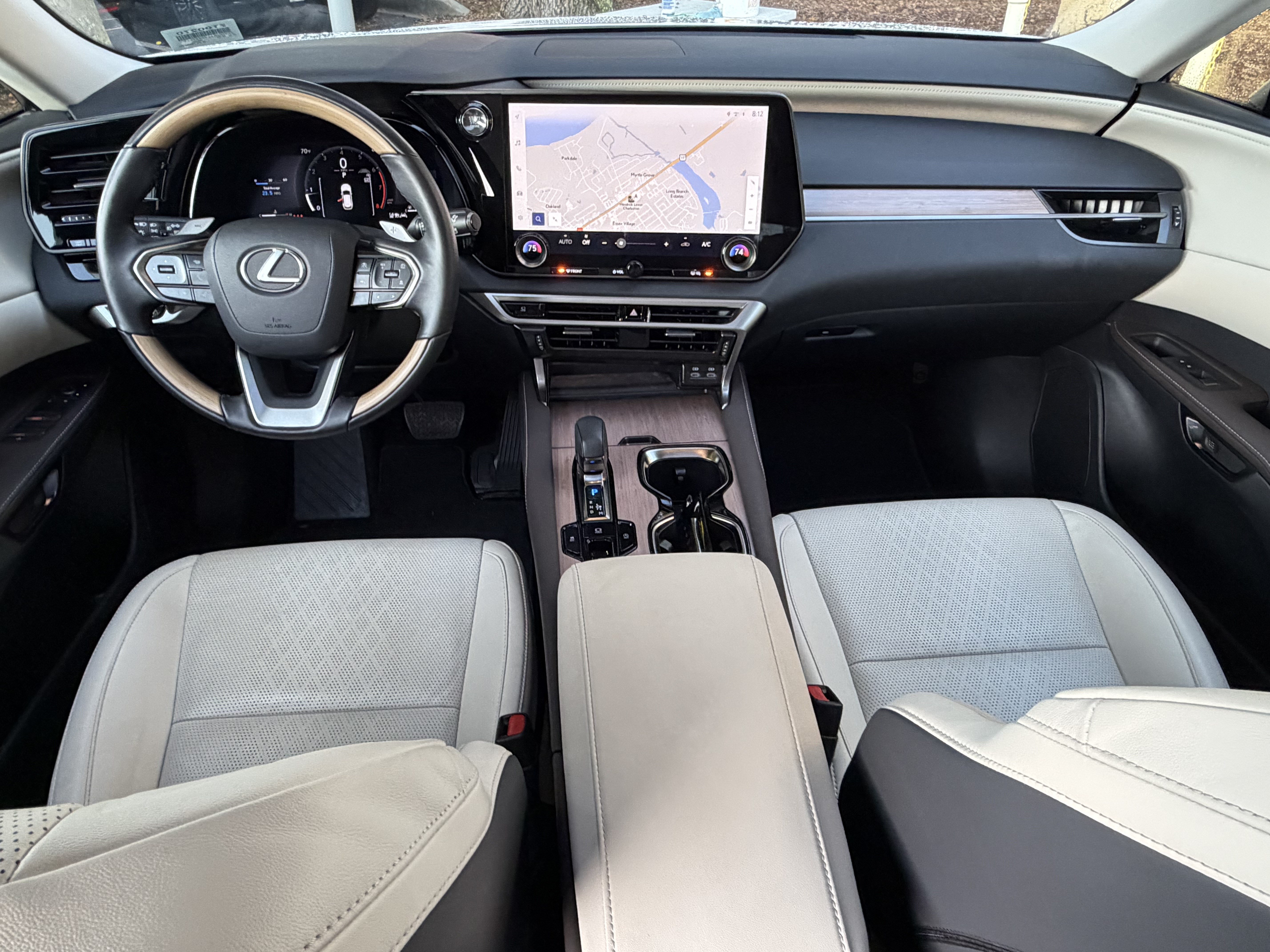 Used 2026 Lexus RX 350 Premium Plus w/ Accessory Package (Z1) FWD image 32