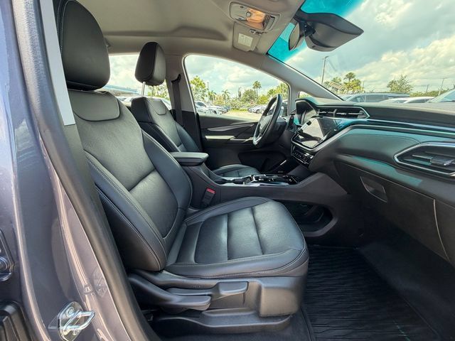 Used 2023 Chevrolet Bolt LT w/ Infotainment Package FWD image 14
