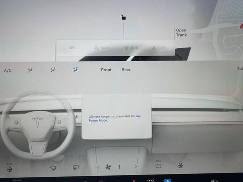 Used 2024 Tesla Model Y Long Range AWD/4WD image 17
