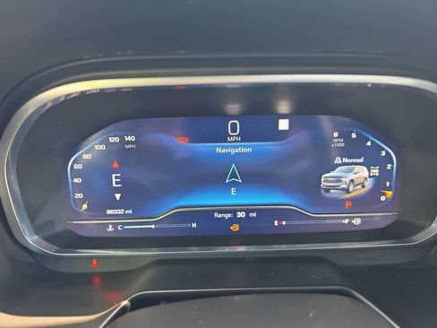 Used 2022 Chevrolet Tahoe Z71 image 18