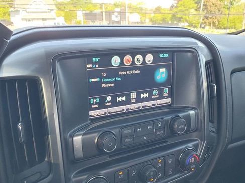 Used 2019 Chevrolet Silverado 2500 LTZ AWD/4WD image 30