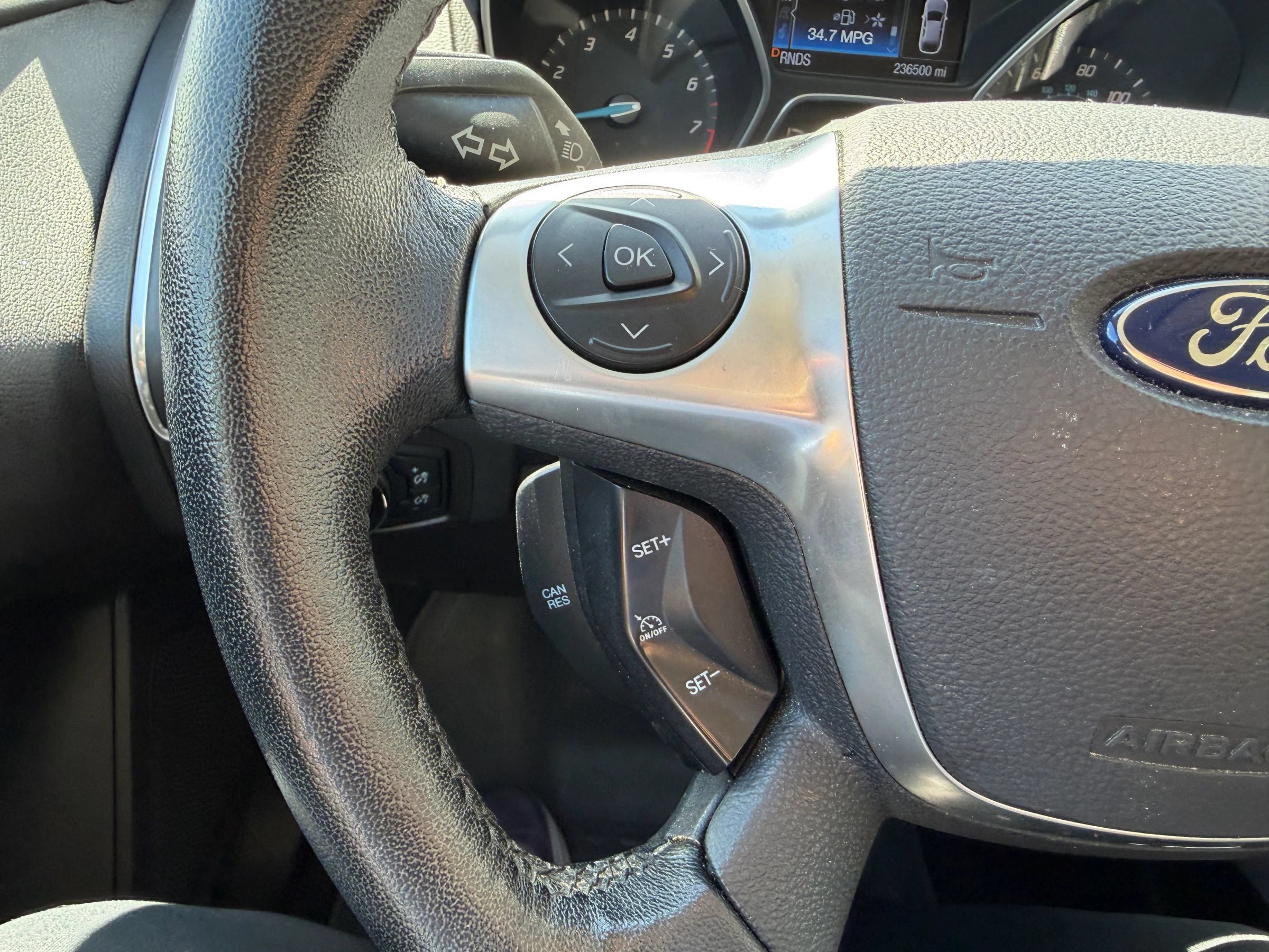 Used 2014 Ford Focus Titanium FWD image 13