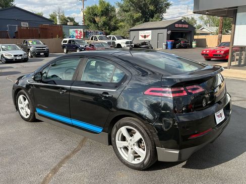 Used 2015 Chevrolet Volt Premium w/ Premium Trim Package FWD image 6