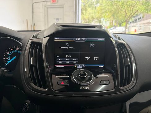 Used 2014 Ford Escape Titanium w/ Equipment Group 401A FWD image 34