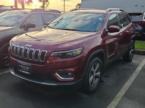 Used 2020 Jeep Cherokee Limited image 1