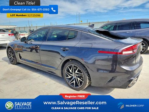 Used 2022 Kia Stinger GT-Line w/ Sun & Sound Package RWD image 3