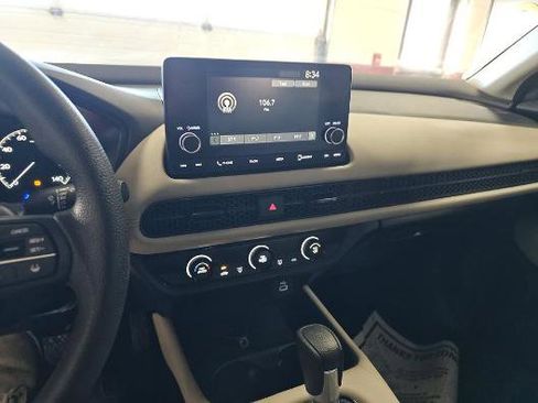 Certified 2025 Honda HR-V LX image 16