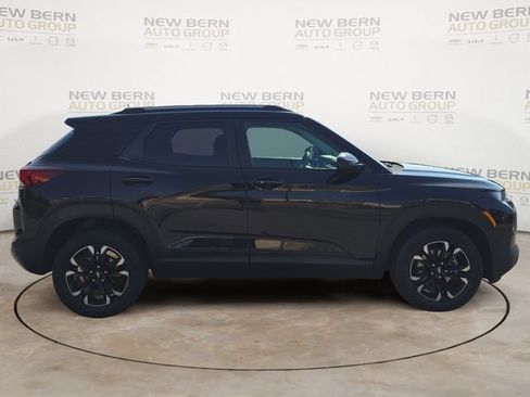 Used 2023 Chevrolet TrailBlazer LT FWD image 6