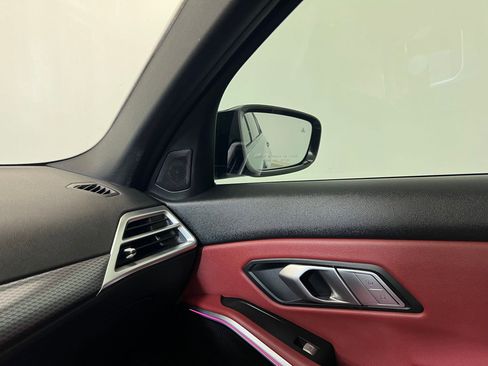 Used 2025 BMW M340i w/ Parking Assistance Package image 30