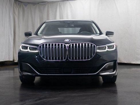 Used 2020 BMW 750i xDrive AWD/4WD image 5