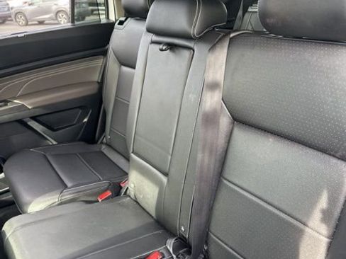 Used 2023 Volkswagen Atlas SE FWD image 20