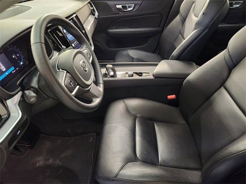 Used 2024 Volvo S60 B5 Core image 14
