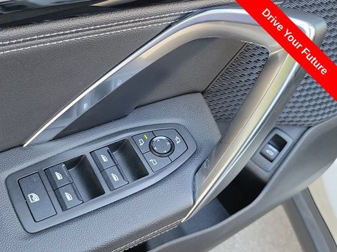 Used 2023 BMW X1 xDrive28i AWD/4WD image 16