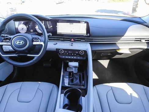 New 2026 Hyundai Elantra Limited FWD image 14