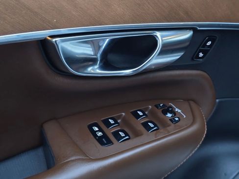 Used 2019 Volvo XC90 T6 Inscription w/ Advanced Package image 15