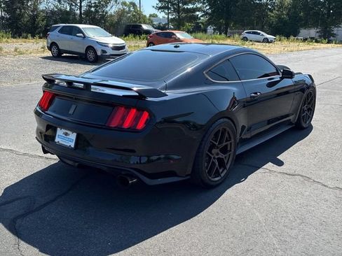 Used 2015 Ford Mustang GT Premium w/ Equipment Group 401A RWD image 7