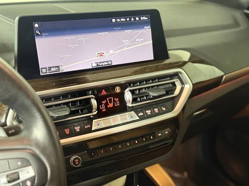 Used 2022 BMW X4 xDrive30i AWD/4WD image 14
