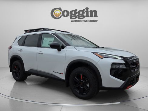 New 2026 Nissan Rogue Rock Creek image 8