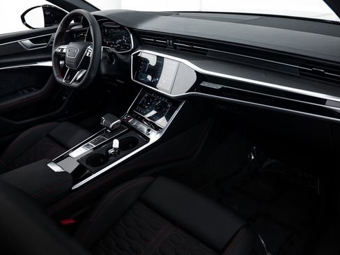 New 2026 Audi RS 6 performance image 8