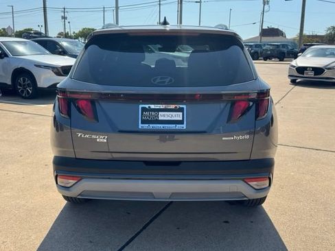 Used 2025 Hyundai Tucson Blue AWD/4WD image 5