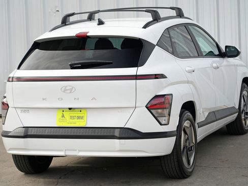 Used 2025 Hyundai Kona SEL image 51