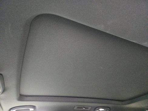 Certified 2025 Cadillac XT6 Premium Luxury image 9