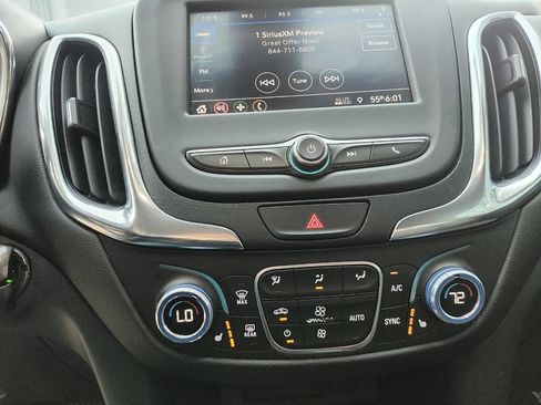 Used 2020 Chevrolet Equinox LT image 33