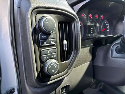 Used 2020 Chevrolet Silverado 1500 Custom w/ Custom Value Package image 14