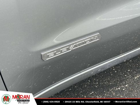 Used 2024 GMC Sierra 1500 Elevation w/ Preferred Package AWD/4WD image 11