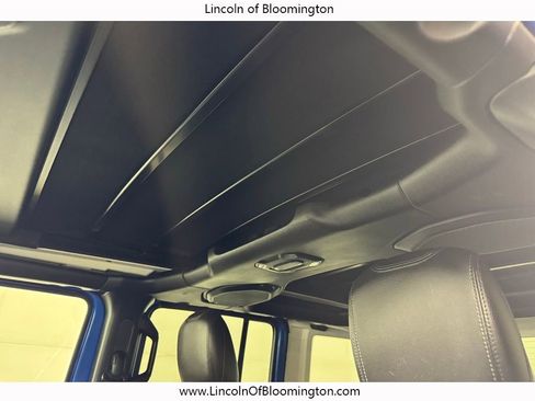 Used 2022 Jeep Wrangler Unlimited Sahara w/ Cold Weather Group image 25