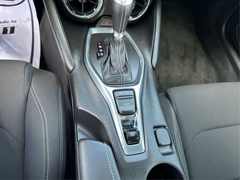 Used 2018 Chevrolet Camaro SS RWD image 16