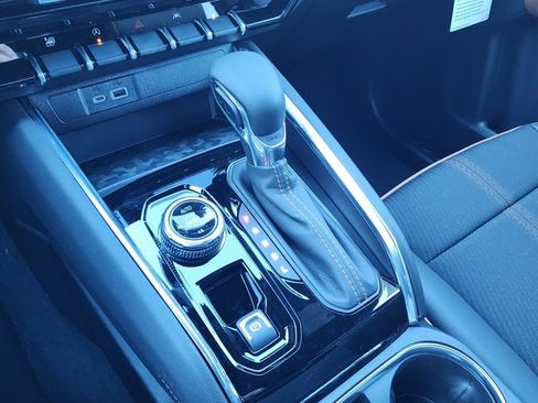 New 2026 GMC Canyon AT4 image 31