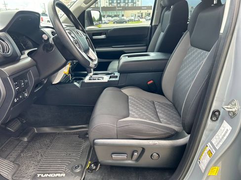 Certified 2020 Toyota Tundra SR5 w/ SR5 Convenience Package AWD/4WD image 10