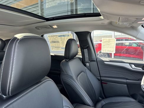 New 2026 Ford Escape SE w/ PHEV Premium Package image 13