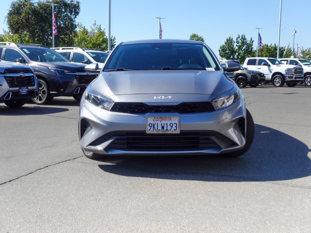 Used 2022 Kia Forte LXS FWD image 2