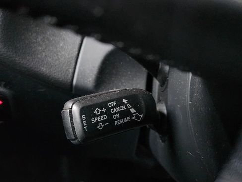 Used 2012 Audi Q5 2.0T Premium image 32