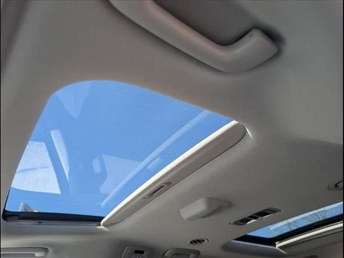 New 2026 Kia Carnival SX image 12