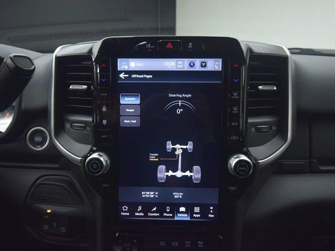 New 2026 RAM 2500 Big Horn AWD/4WD image 21