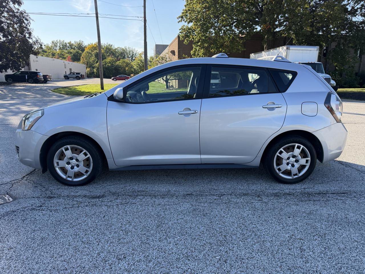 Used 2009 Pontiac Vibe AWD image 8