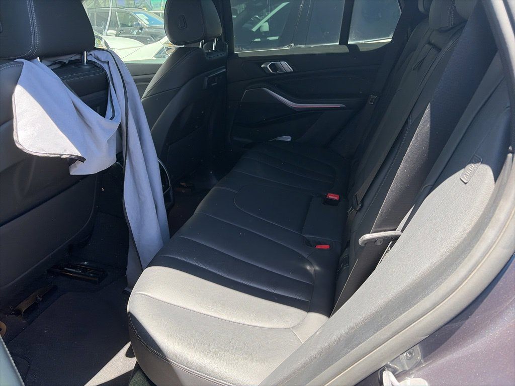 Used 2021 BMW X5 sDrive40i w/ Convenience Package RWD image 8