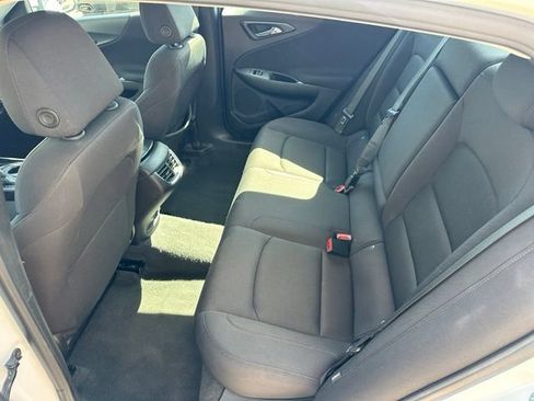 Used 2023 Chevrolet Malibu LT FWD image 14
