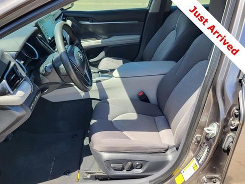 Used 2023 Toyota Camry LE image 11